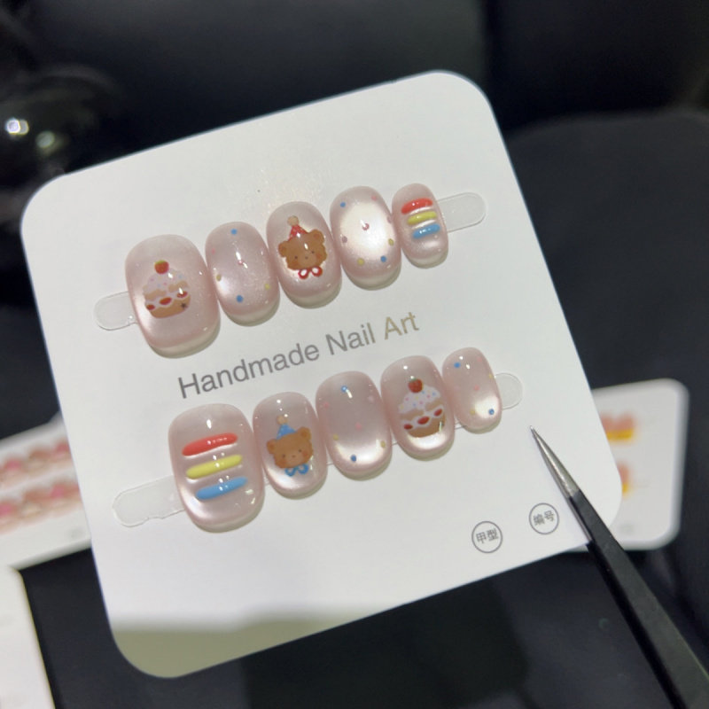 【蛋糕小熊】立体彩虹可露丽波点显白玻璃珠手绘可爱彩熊穿戴美甲