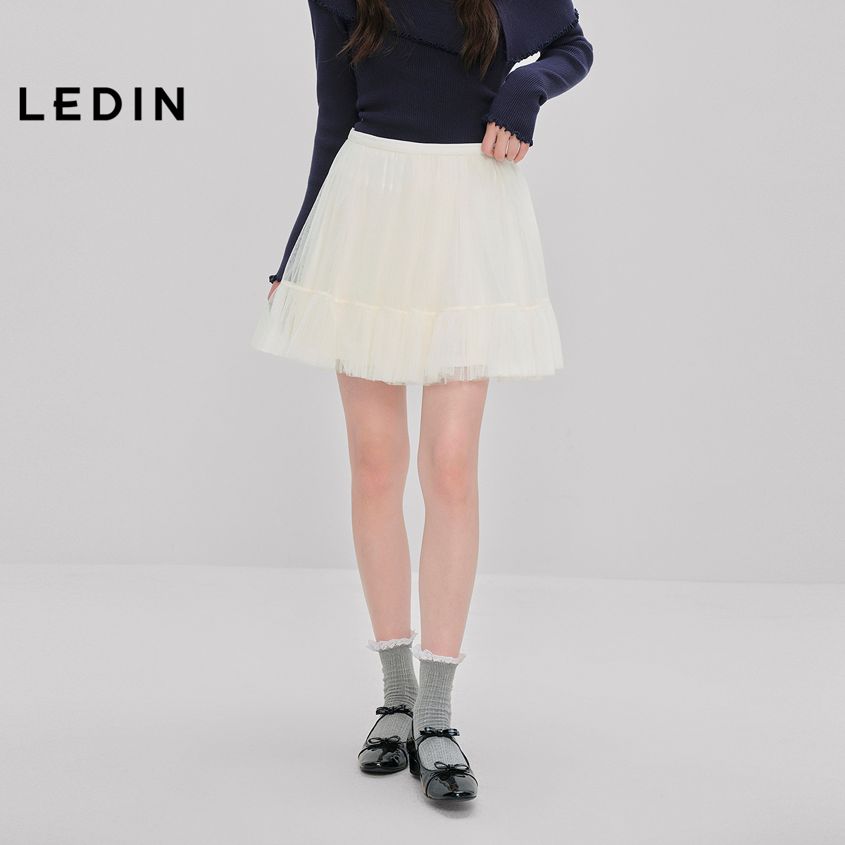 【商场同款】乐町仙女小白裙女秋季新款蛋糕群A字半身裙C1GEF3407