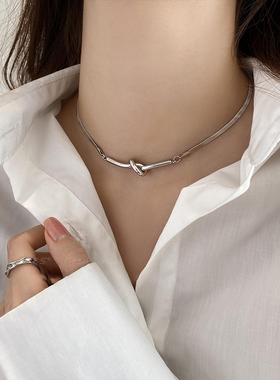 ins冷淡风短款打结蛇骨链项链女简约小众设计感锁骨链百搭脖颈链