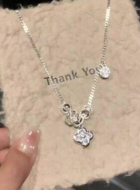 迟慢慢 超闪圈圈四叶草吊坠项链女小众设计清冷感锁骨链韩系颈链