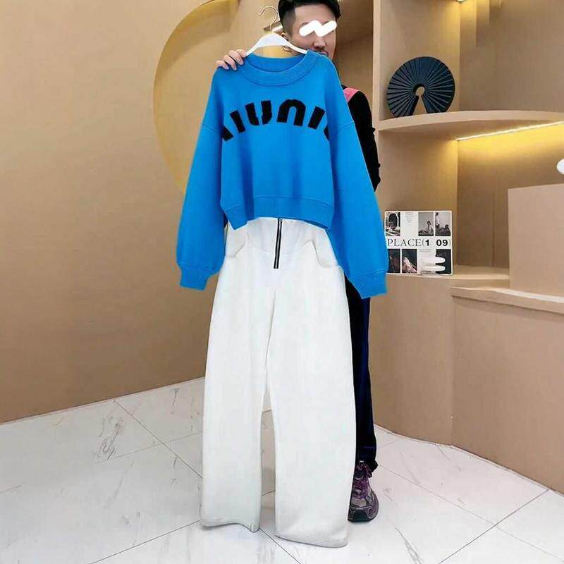 秋季搭配一整套女洋气字母印花圆服饰包装