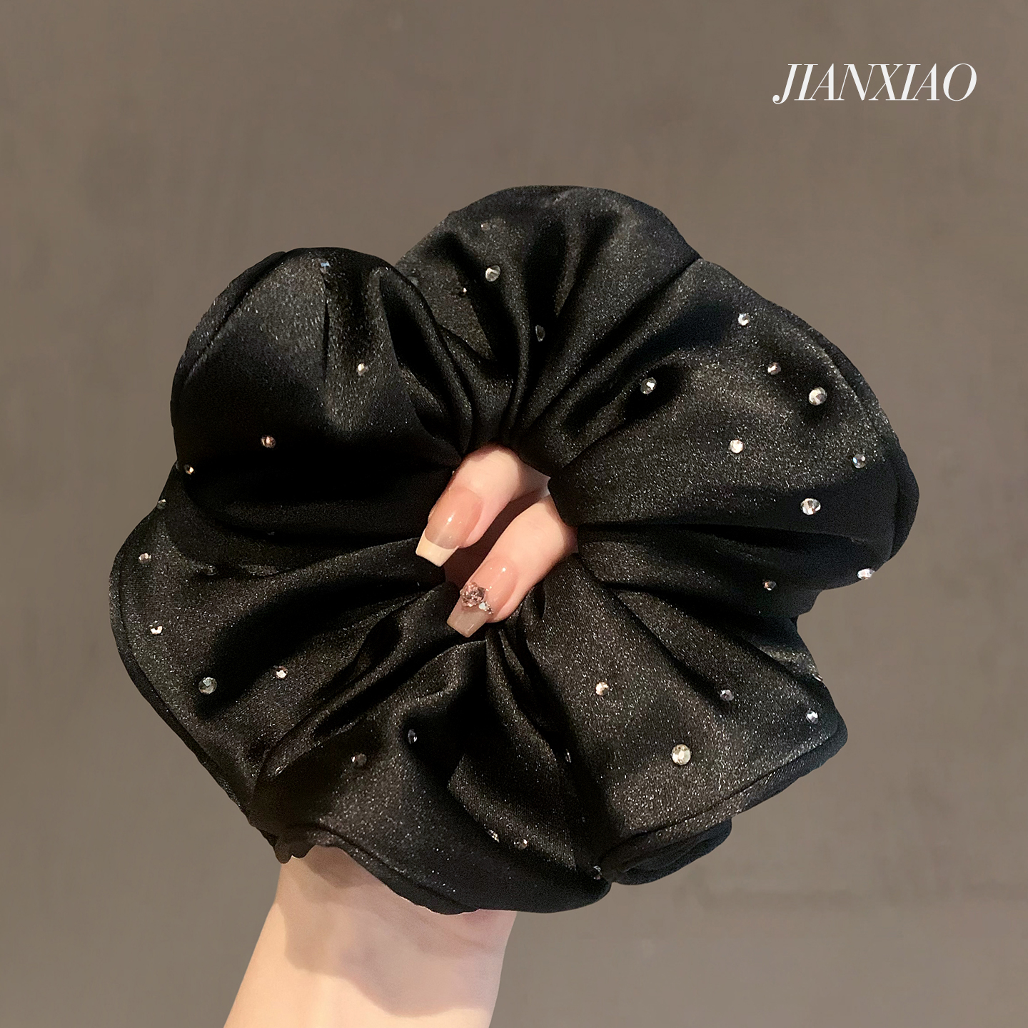 气质缎面花朵超闪木耳边大肠发圈法式复古慵懒风轻奢黑色发绳皮筋