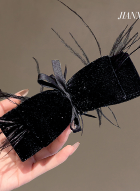 高级感显发量多羽毛发夹新款丝绒蝴蝶结扭扭夹懒人后脑勺盘发抓夹
