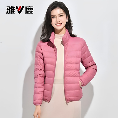 雅鹿简约常规立领羽绒服排骨