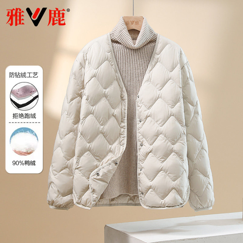 短款V领早春外套轻薄羽绒服