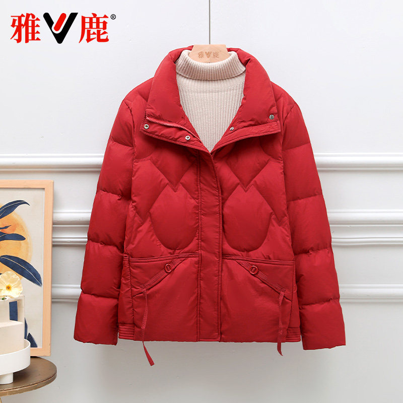 雅鹿立领女款羽绒服宽松