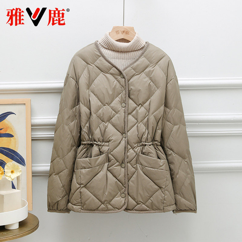 轻薄无领收腰羽绒服单排扣