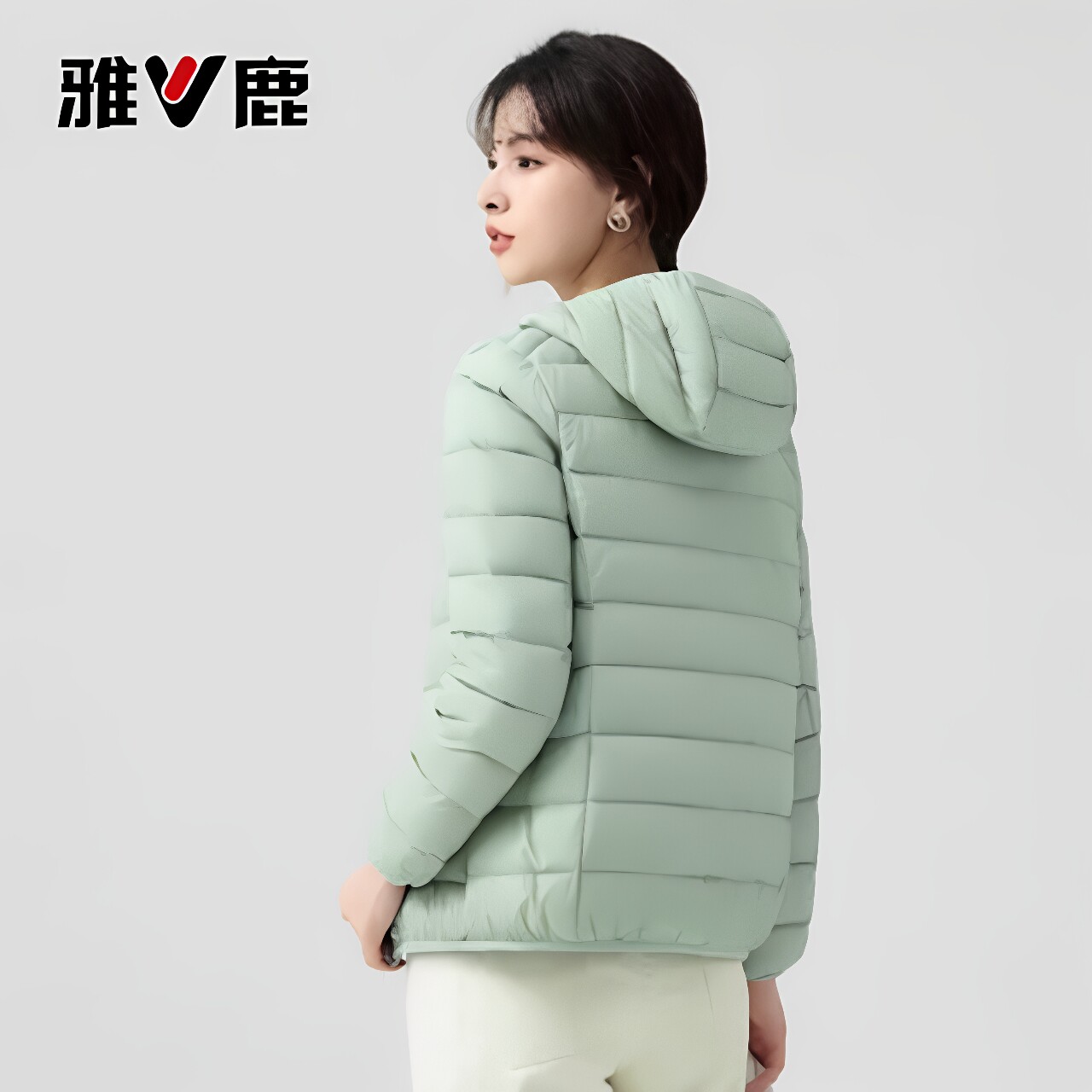 雅鹿轻薄排骨羽绒服时尚反季