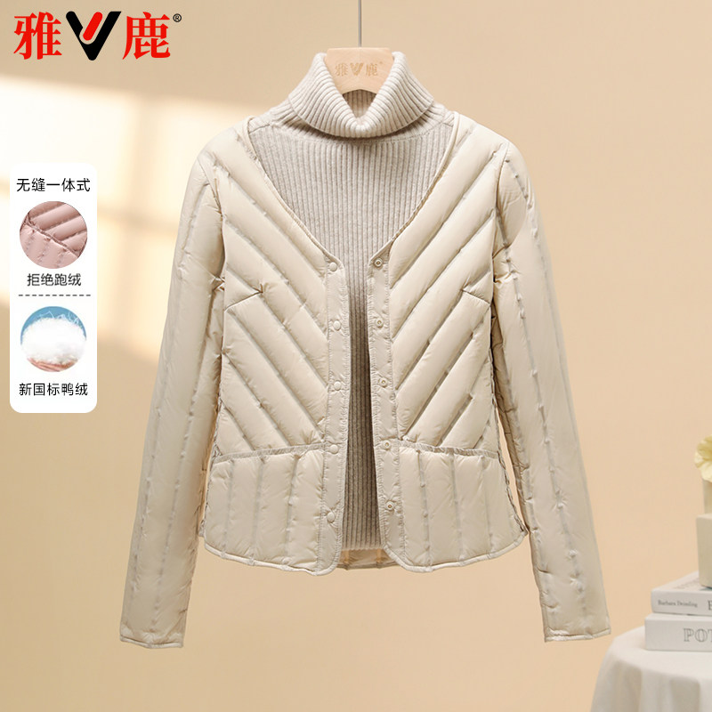 短款羽绒服雅鹿百搭修身保暖无领