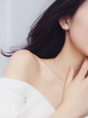 新款潮纯感耳钉女珍珠银耳环耳饰采用设计施华2020年洛世奇元素兔