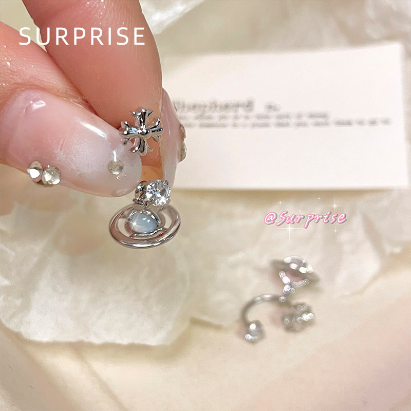 Surprise 土星钛钢马蹄环耳环女医用小众设计感耳骨钉养耳洞耳坠