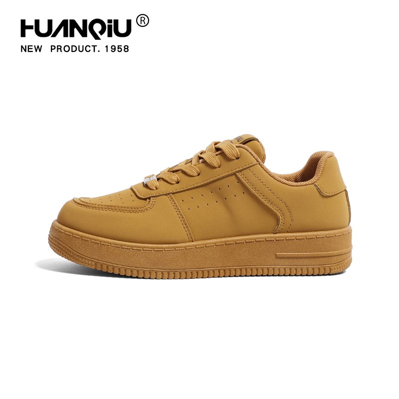 环球板鞋女款2024夏季新款厚底卡其色经典百P搭复古舒适休闲运动