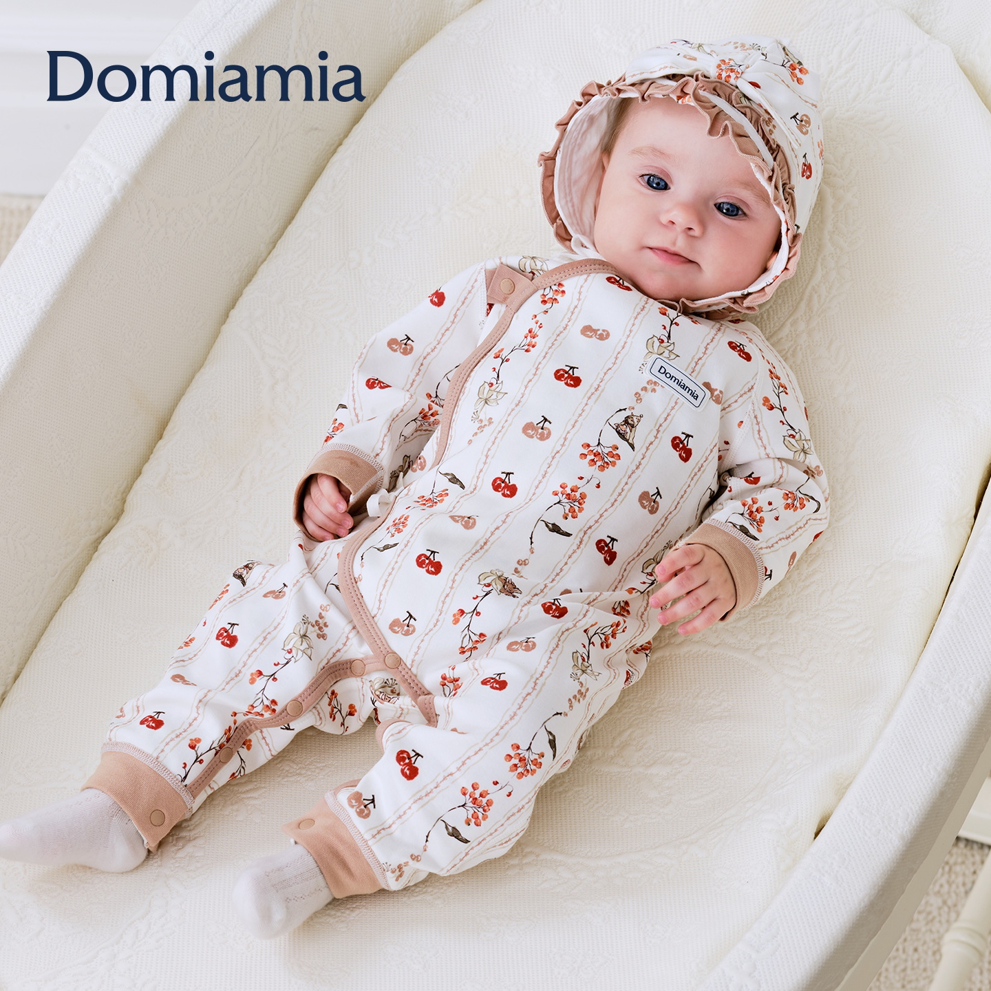 Domiamia婴儿连体衣男女宝宝衣服26新款满月百天新生儿小月龄哈衣