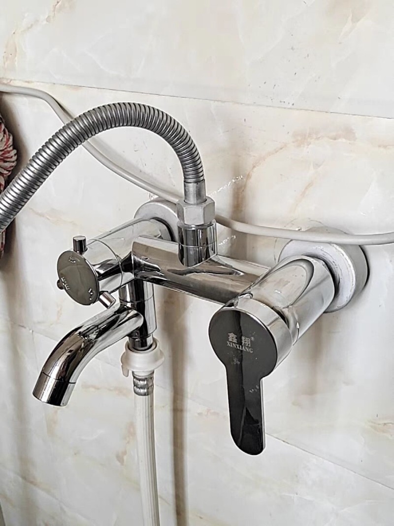 淋浴花洒套装暗装电热水器混水阀洗澡浴缸洗衣机冷热淋浴水龙头