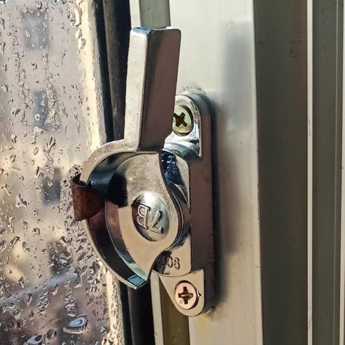 90型配件窗户锁搭扣锁塑钢月牙锁安全锁推拉门铝合金门窗玻璃