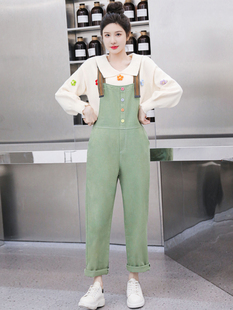 套装韩版牛仔背带裤女2024春秋冬孕妇大码宽松工装休闲绿色连衣裤