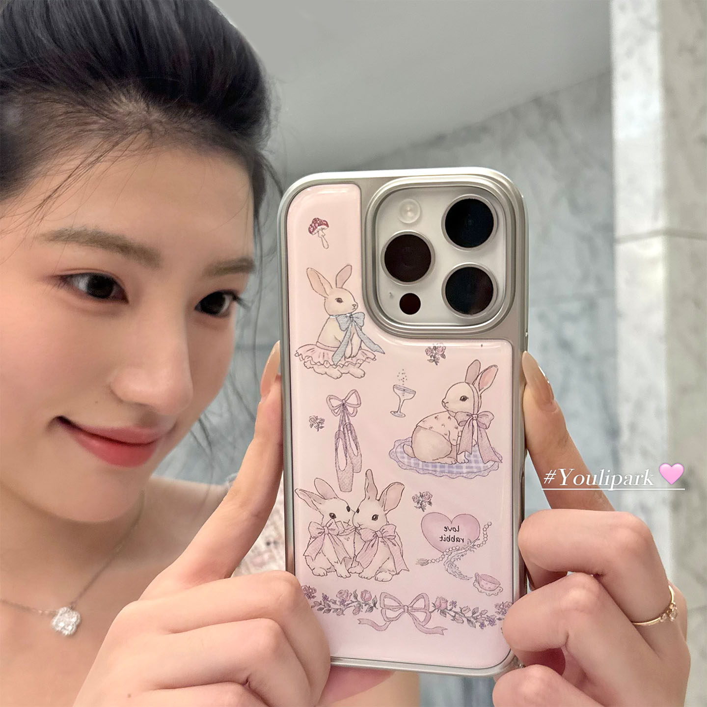 由里公园ins韩系甜美少女粉色蝴蝶结兔子15适用16pro苹果1