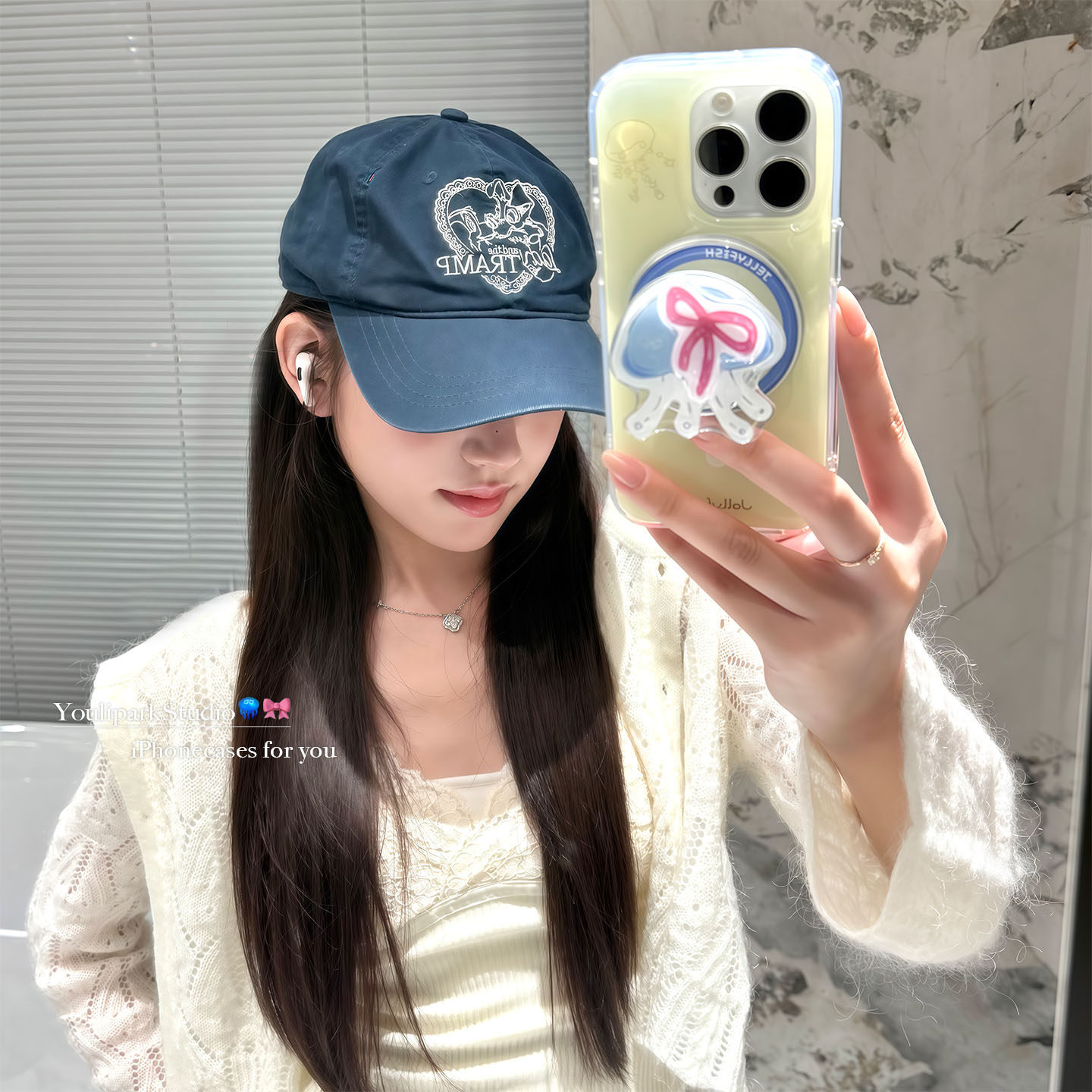 赵露思水母磁吸支架苹果手机壳女