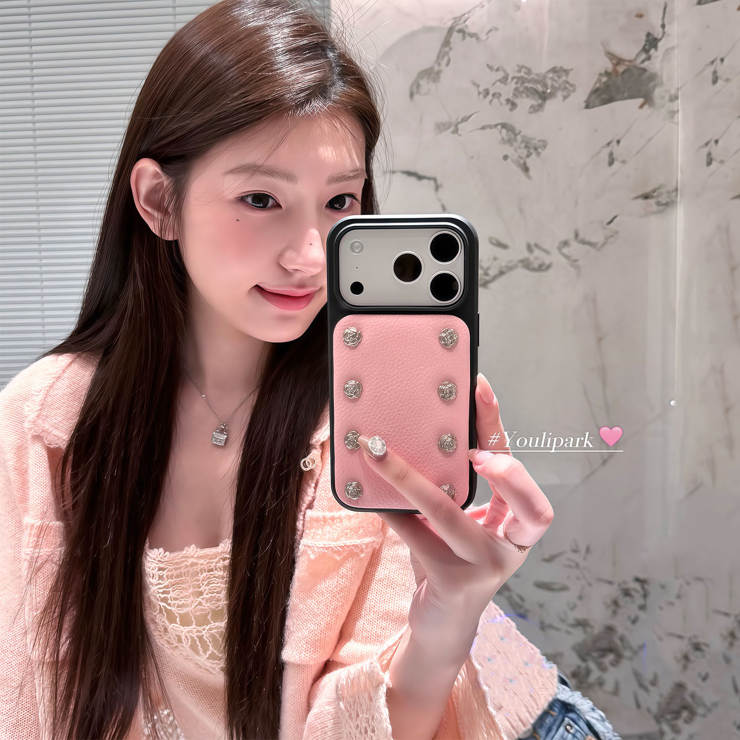 温柔高级芭蕾粉立体玫苹果手机壳