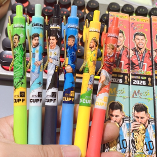 C罗梅西周边中性笔2026世界杯足球文具学生男孩学习用品礼物奖品5