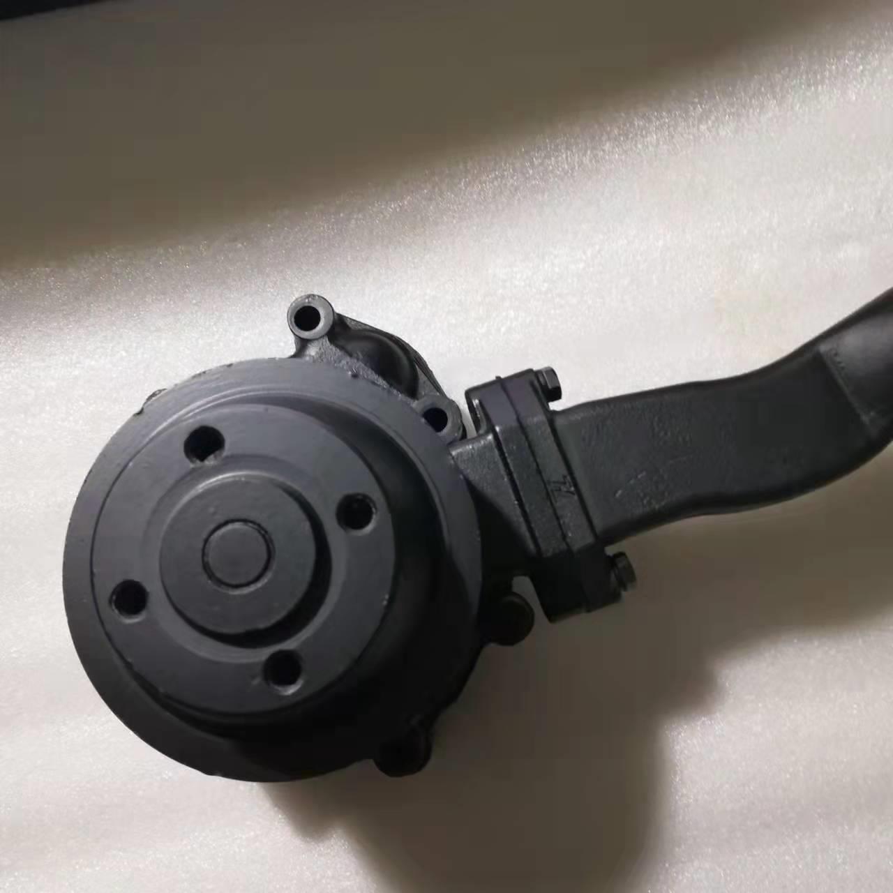 水泵 YTO东方红LR4108/LR4105柴油机 水泵柴油机配件