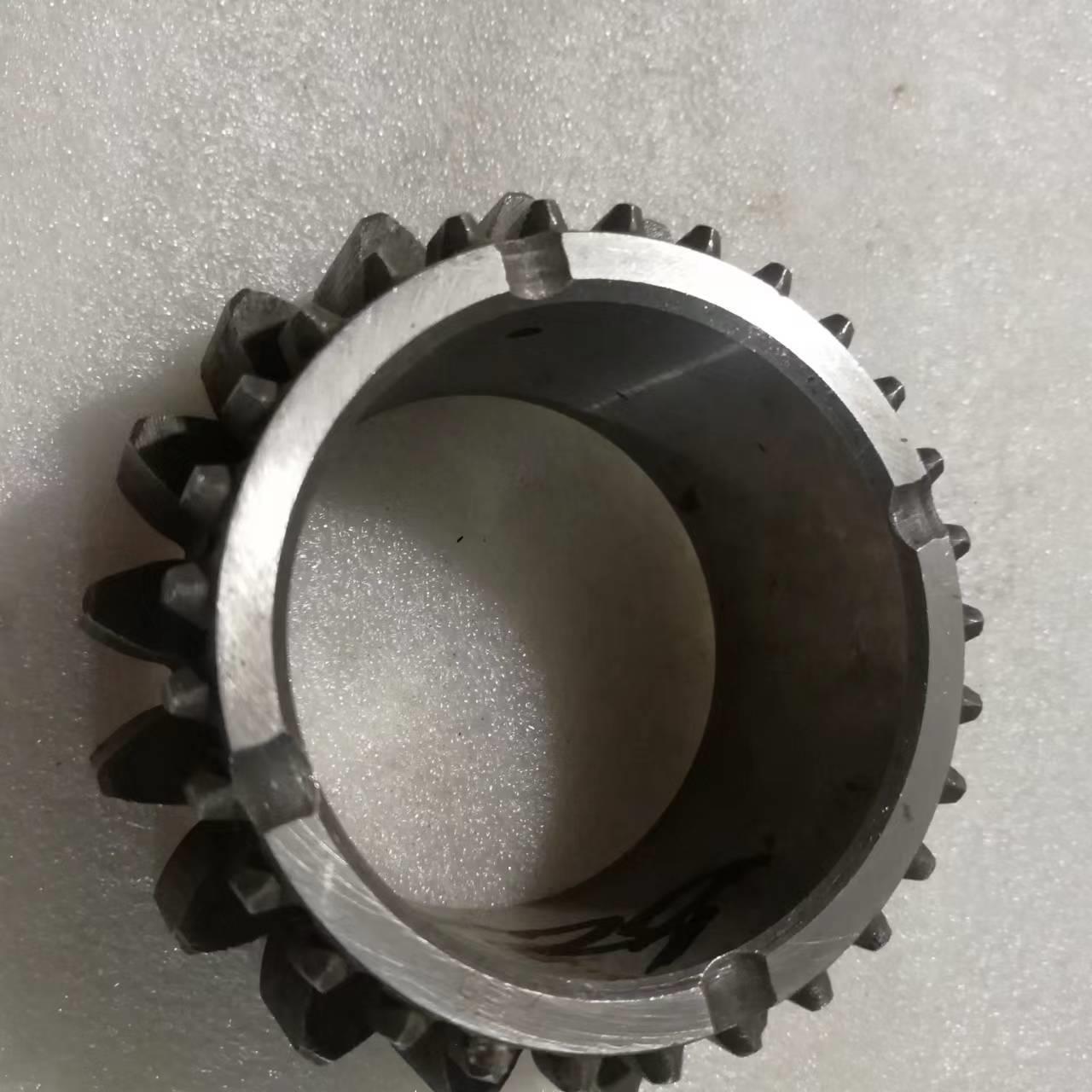农用YTO拖拉机配件C1202推土机变速箱齿轮 四档主动齿轮