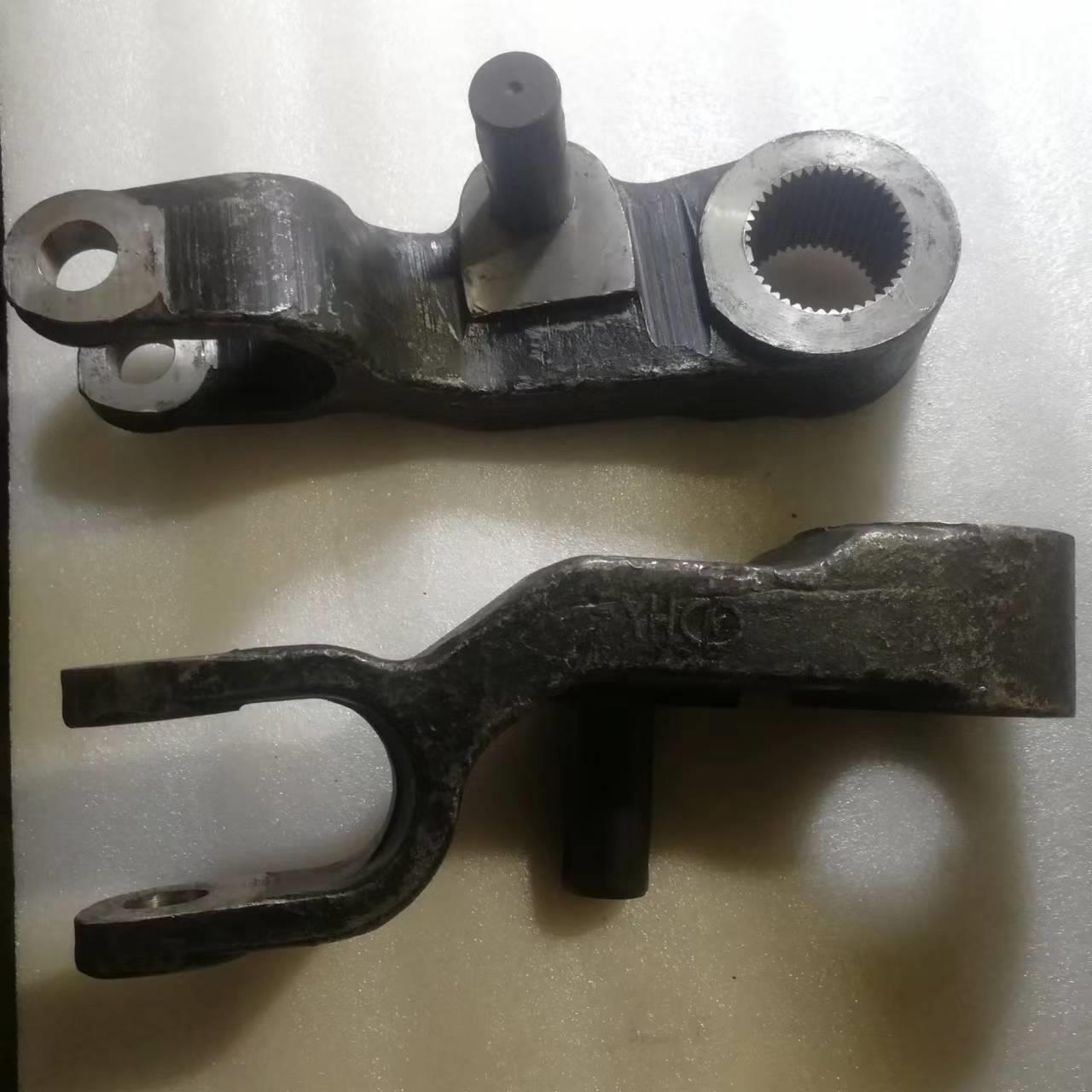 油缸提升臂立式油缸 YTO拖拉机配件 东方红MK904/MY1004S提升臂