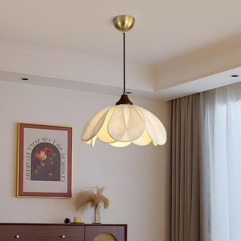 餐厅灯法式中古风创意花瓣吧台餐桌灯护眼布艺卧室吊灯氛围感灯具