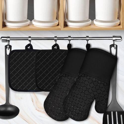 4-piece set of oven gloves and pan pads, 500°F kitchen heat