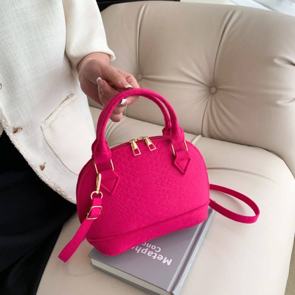 Vintage Felt Women's Bag Crocodile Pattern Shell Shape Handb