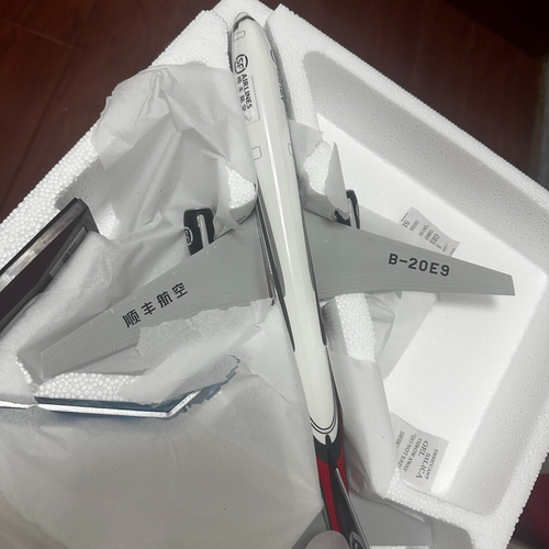 顺丰飞机??模型摆件，全套包装都在