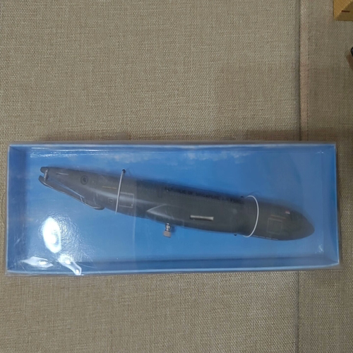 新加坡空军a330mrtt加油机模型，机身金属材料，有支架，未拆摆