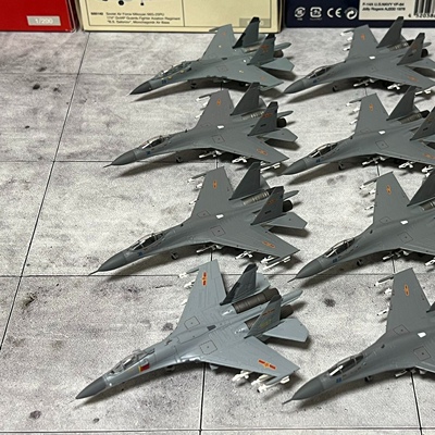 herpa hogan gulliver200 1/200 苏-27 Su-27 歼11国机小机队[红