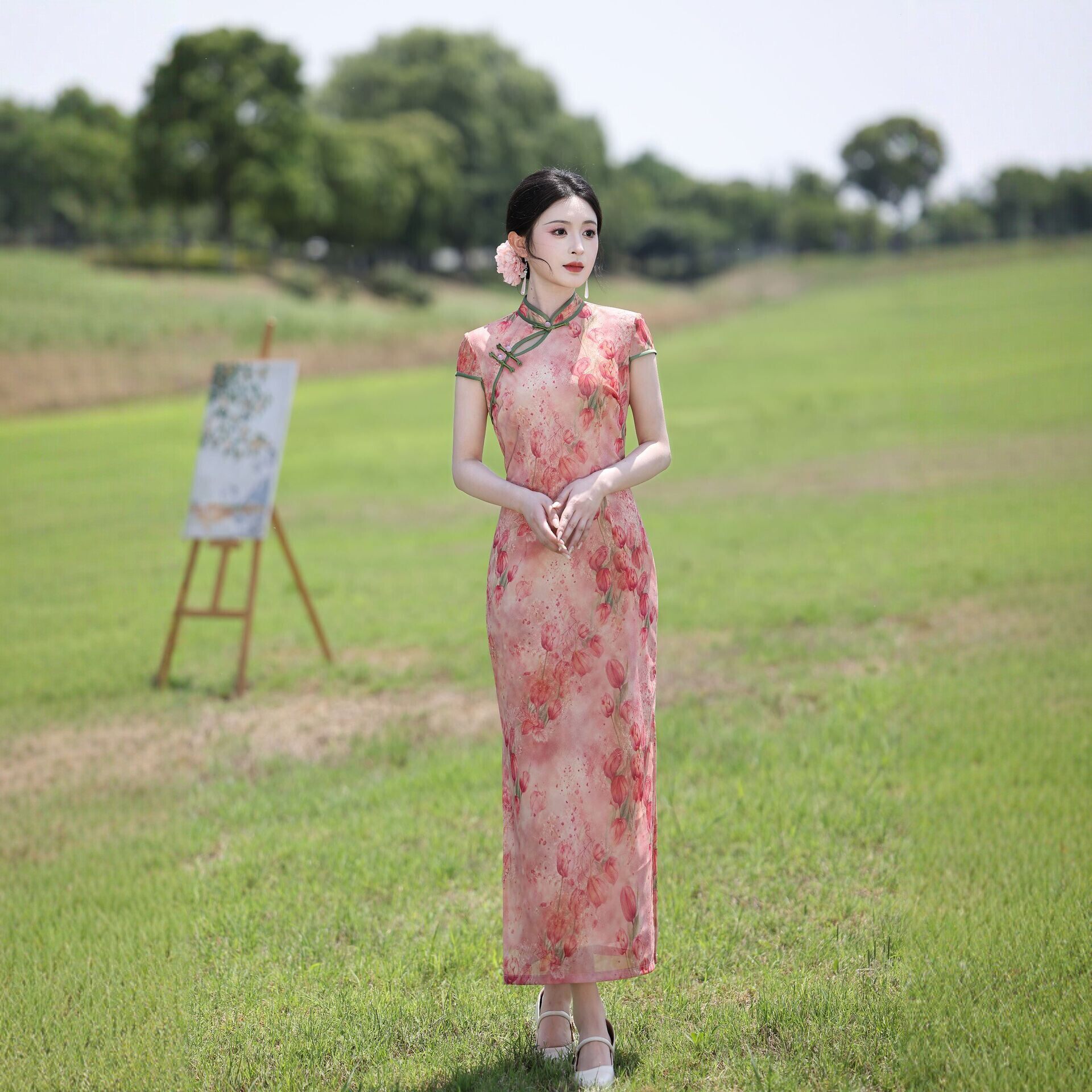 2026新款粉郁郁金香印花改良旗袍女长款修身新中式日常连衣裙旗袍