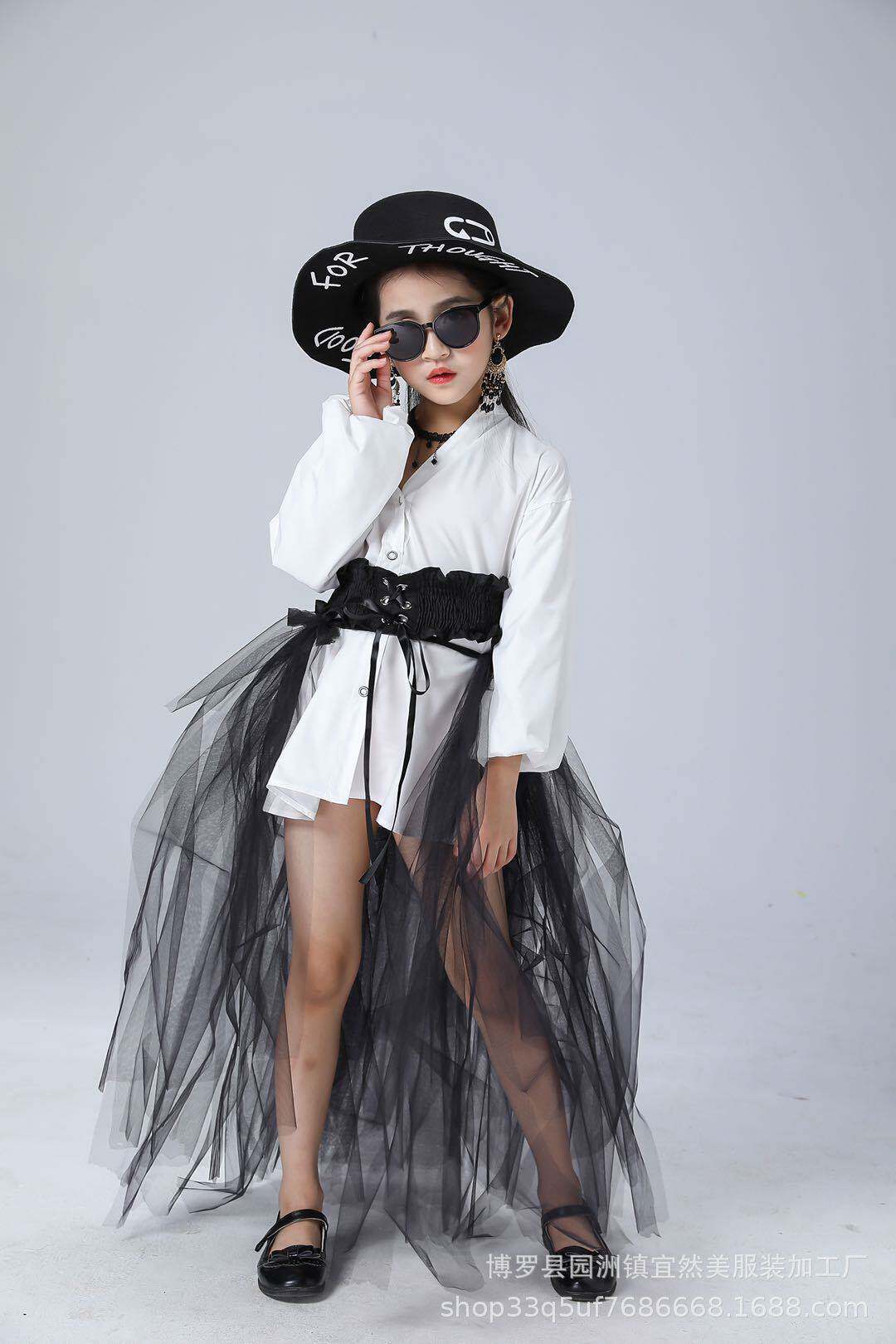 2023女童潮服露肩西装套装儿童走秀车模时尚个性演出服模特时装秀