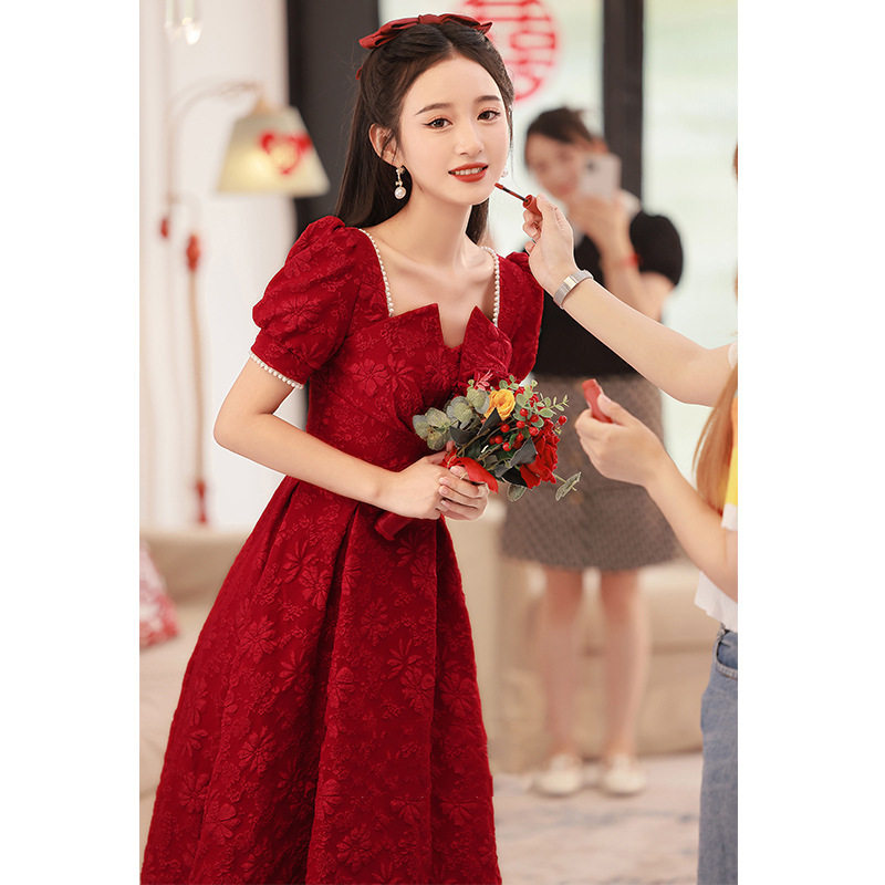 2026新款新娘酒红色大码孕妇敬酒服法式敬酒服平时可穿订婚小礼服