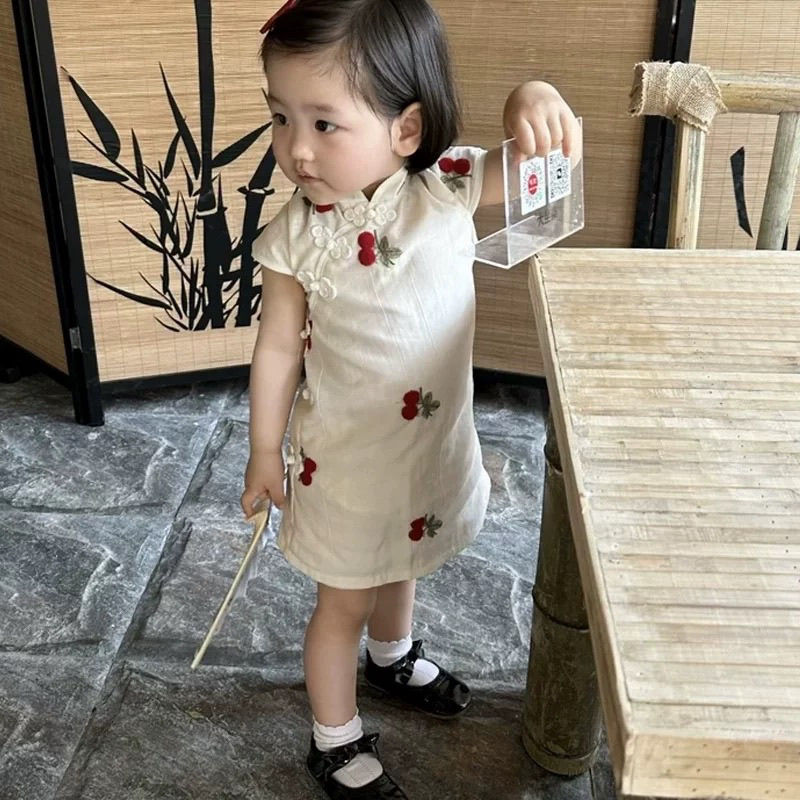 东方美女宝宝新中式国风甜美樱桃刺绣旗袍背心裙女童夏季连衣裙新