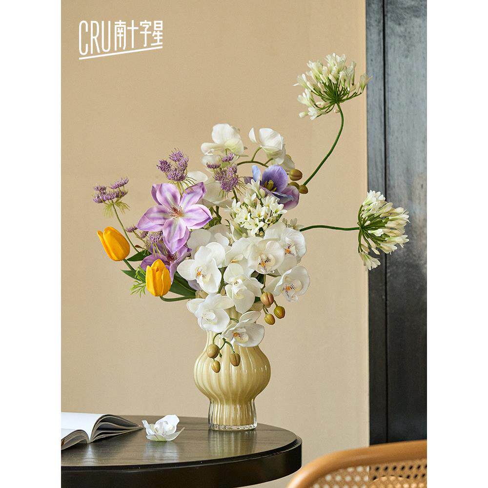 采购产品法国优雅的人造花饰品，假花饰品，优雅的彷生花束，手持
