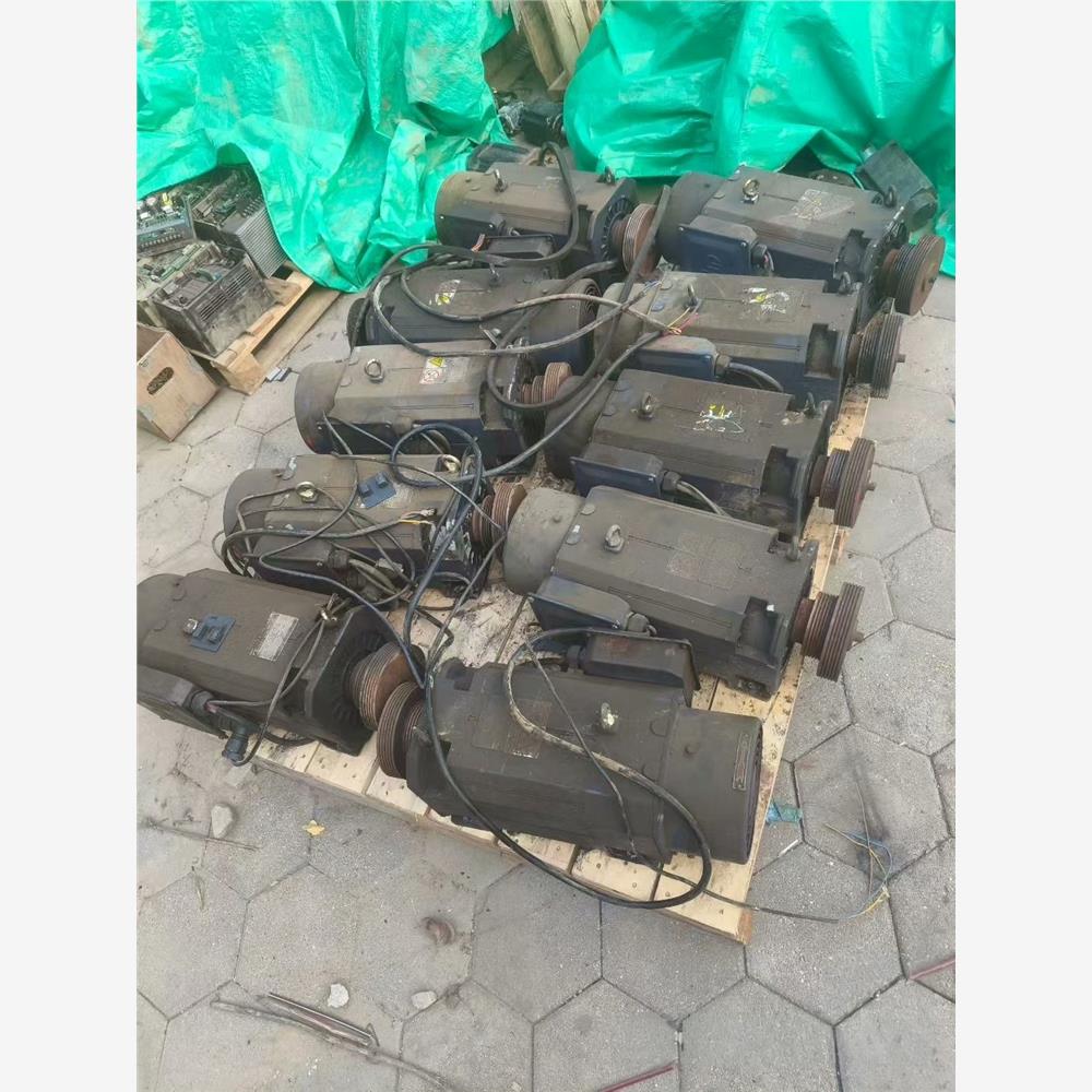 议价广数伺服电机DAP03-055，配套电机型号ZJY208-5