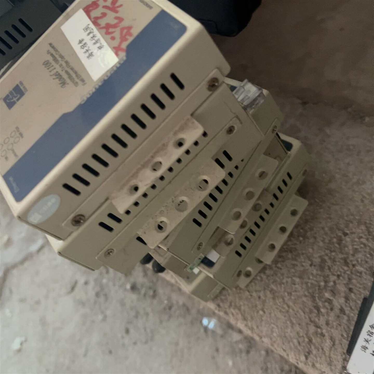 {议价}MODEL1100数量7个，便宜处理50一个