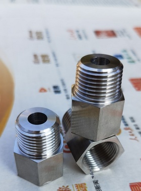316L不锈钢内外丝转换接头压力表变径补芯M20*1.5 转G1/234分RNPT