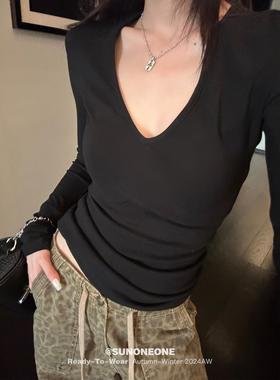 Sunoneone纯色V领针织t恤女式秋季长袖百搭修身套头衫中长上衣