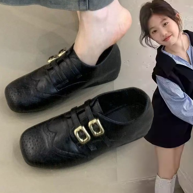 时尚百搭女款潮酷个性穿搭单鞋中大童2026春秋新款软底洋气小皮鞋