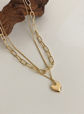 DelysiaKingHip-howter