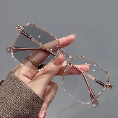 Photochromic Anti Radiation Glasses Metal Eyeglass For Woman