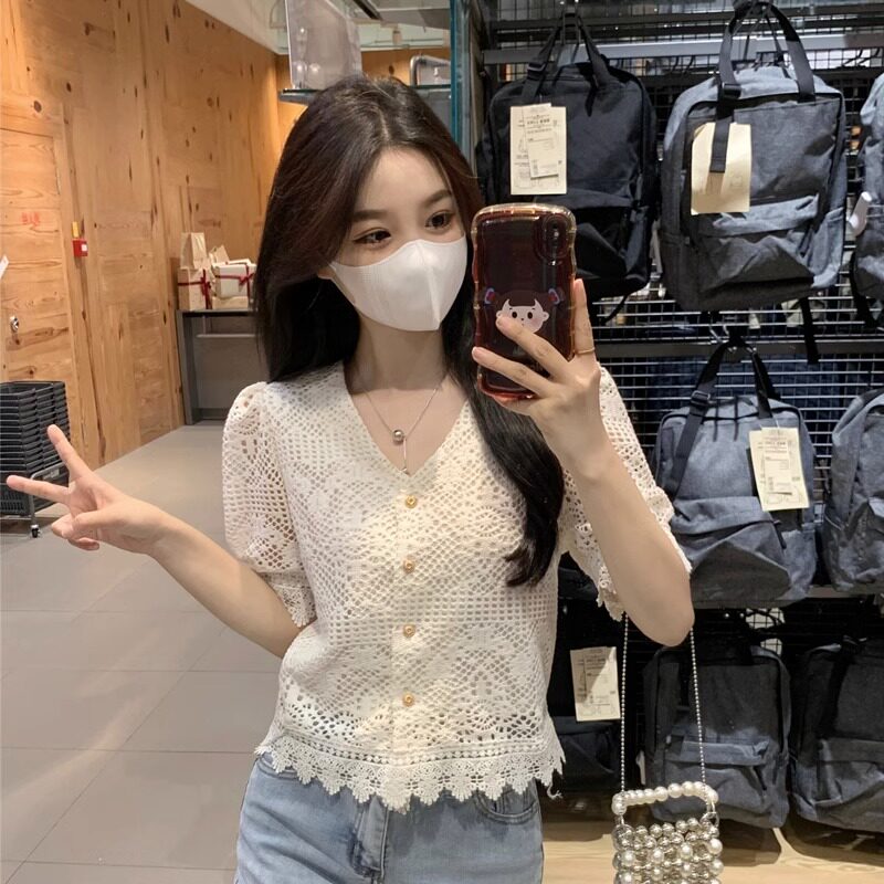 镂空V领蕾丝衫女短袖t恤女夏季2025新款设计感小众短款小香风上衣