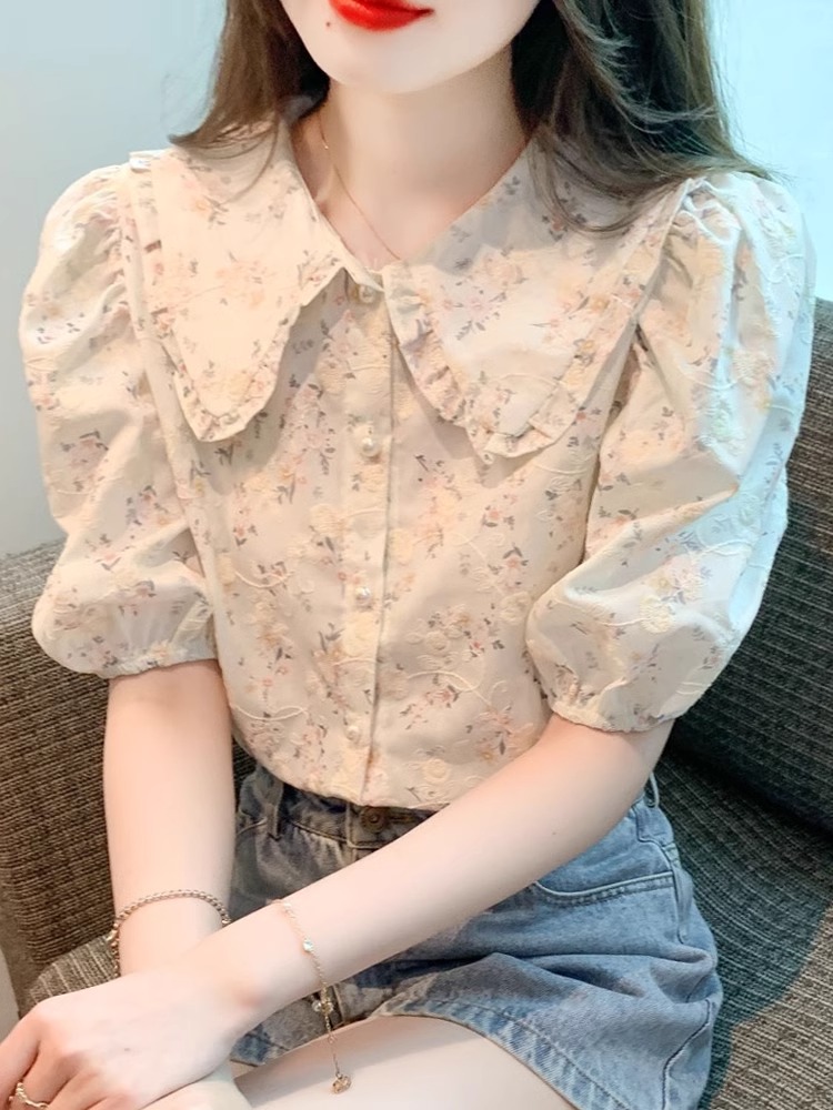 碎花雪纺衬衫女短袖t恤女夏季2025新款甜美刺绣娃娃领泡泡袖上衣
