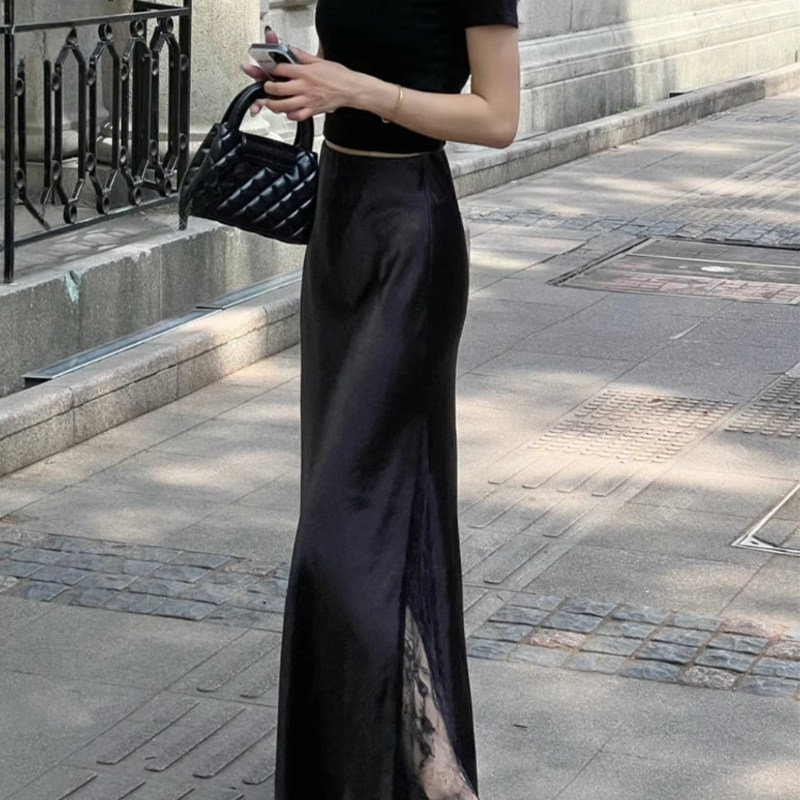 蕾丝拼接缎面醋酸黑色半身裙女夏季2025新款高级感高腰中长包臂裙
