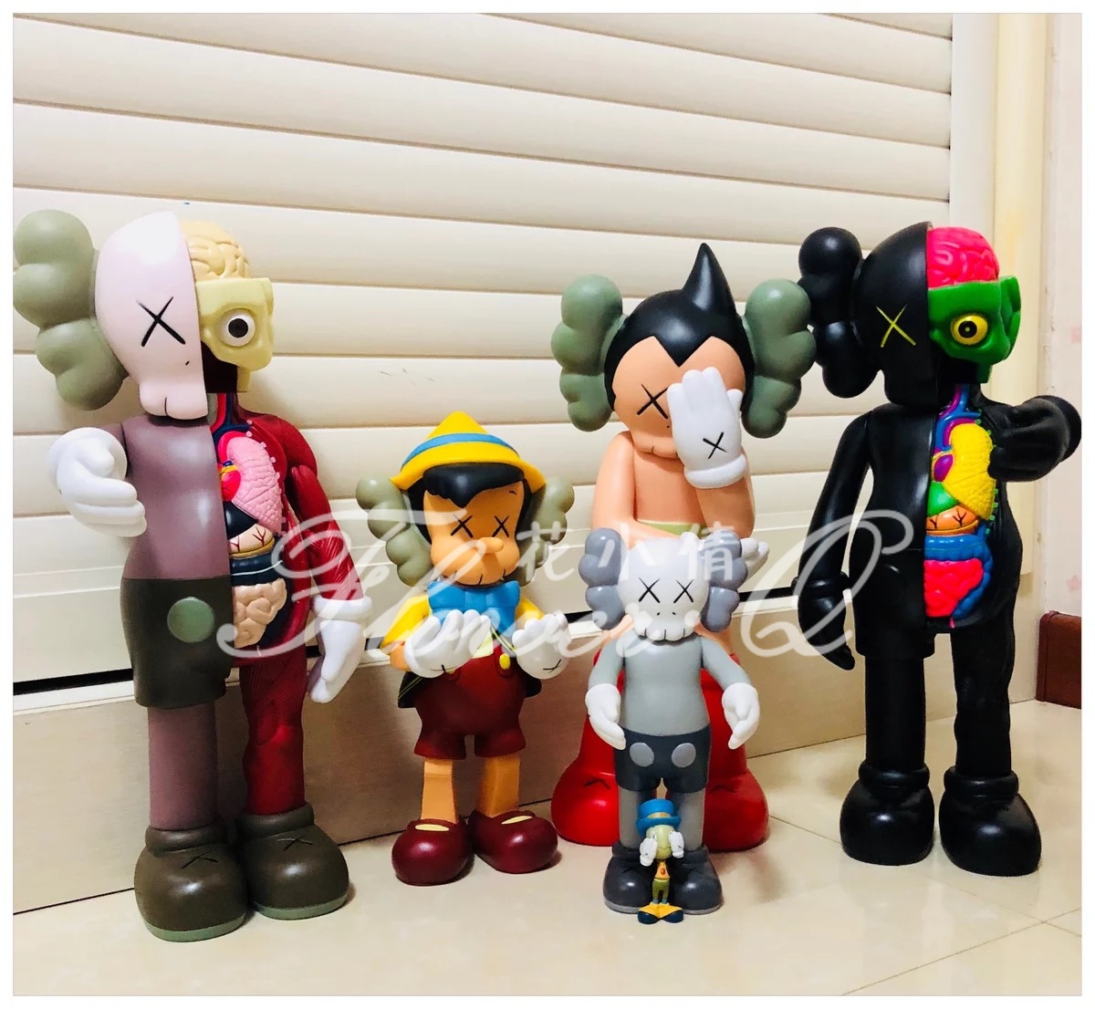 Surrounding Japan kaws Doll Garage Kit Trend Japan Model kwas Decoration Trend exhibition Toys Boutique dollin the Play mode/Anime/Periphery/cos/Board games , Hand to do/Toy/Dolls/BJD/Soldier , Dolls/Decoration/Hardware Doll  category - from Buy2taobao.com to provide professional Taobao agent buy service