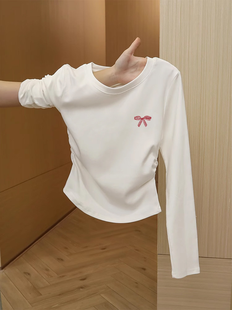 长袖T恤女春秋2025新款圆领正肩修身短款小衫设计感别致褶皱上衣